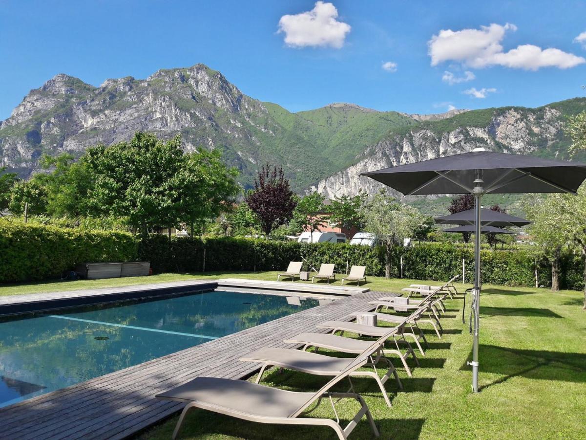 Verdepiano Bed & Camping Riva del Garda Exterior foto